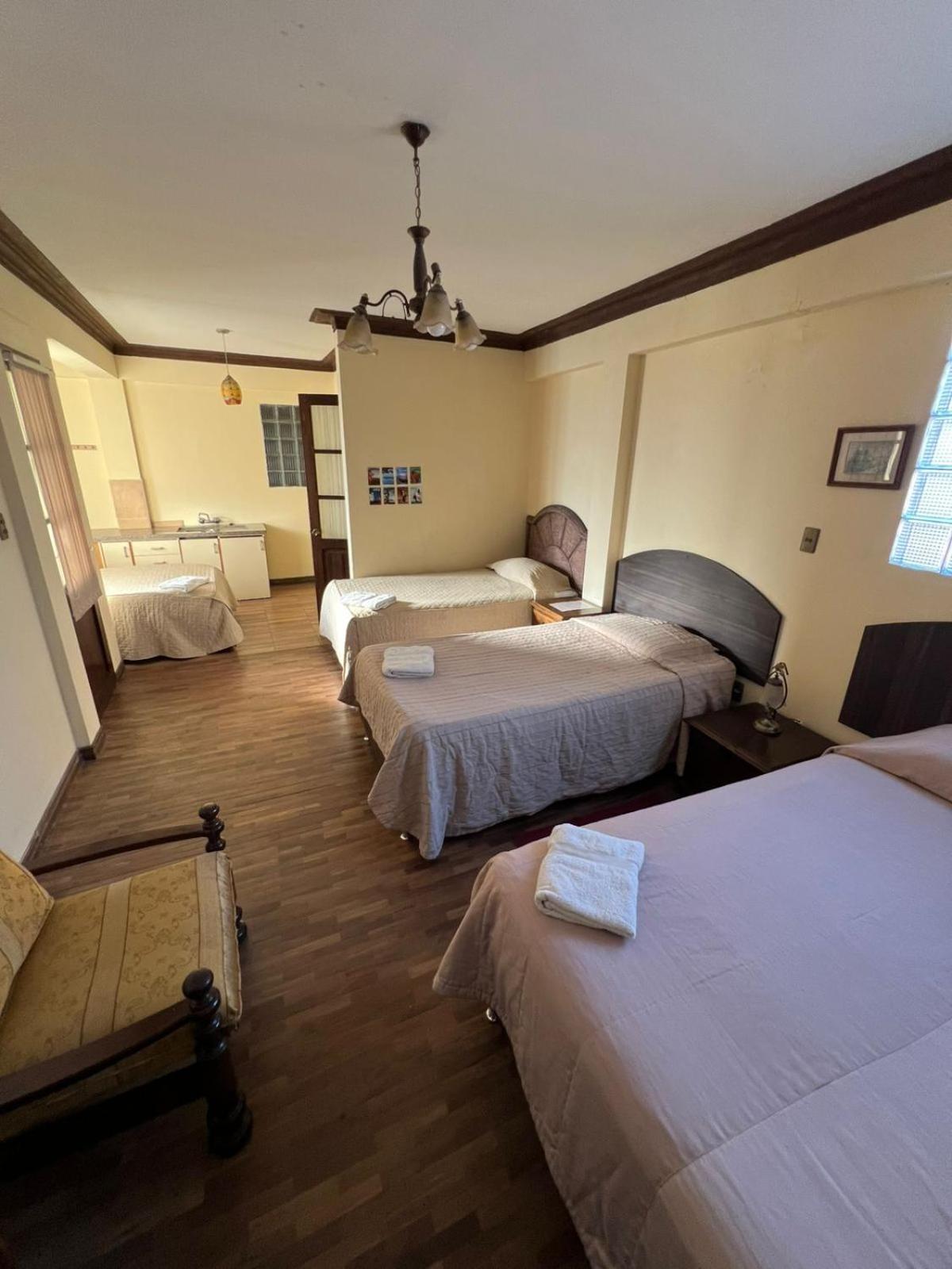 La Culta Centro Cultural Y Hostal Сукре Экстерьер фото