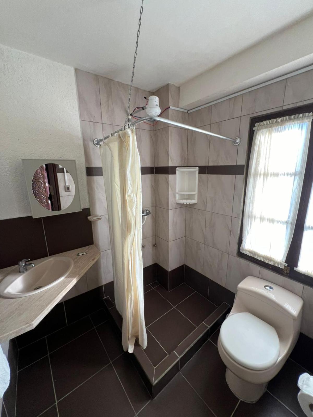 La Culta Centro Cultural Y Hostal Сукре Экстерьер фото