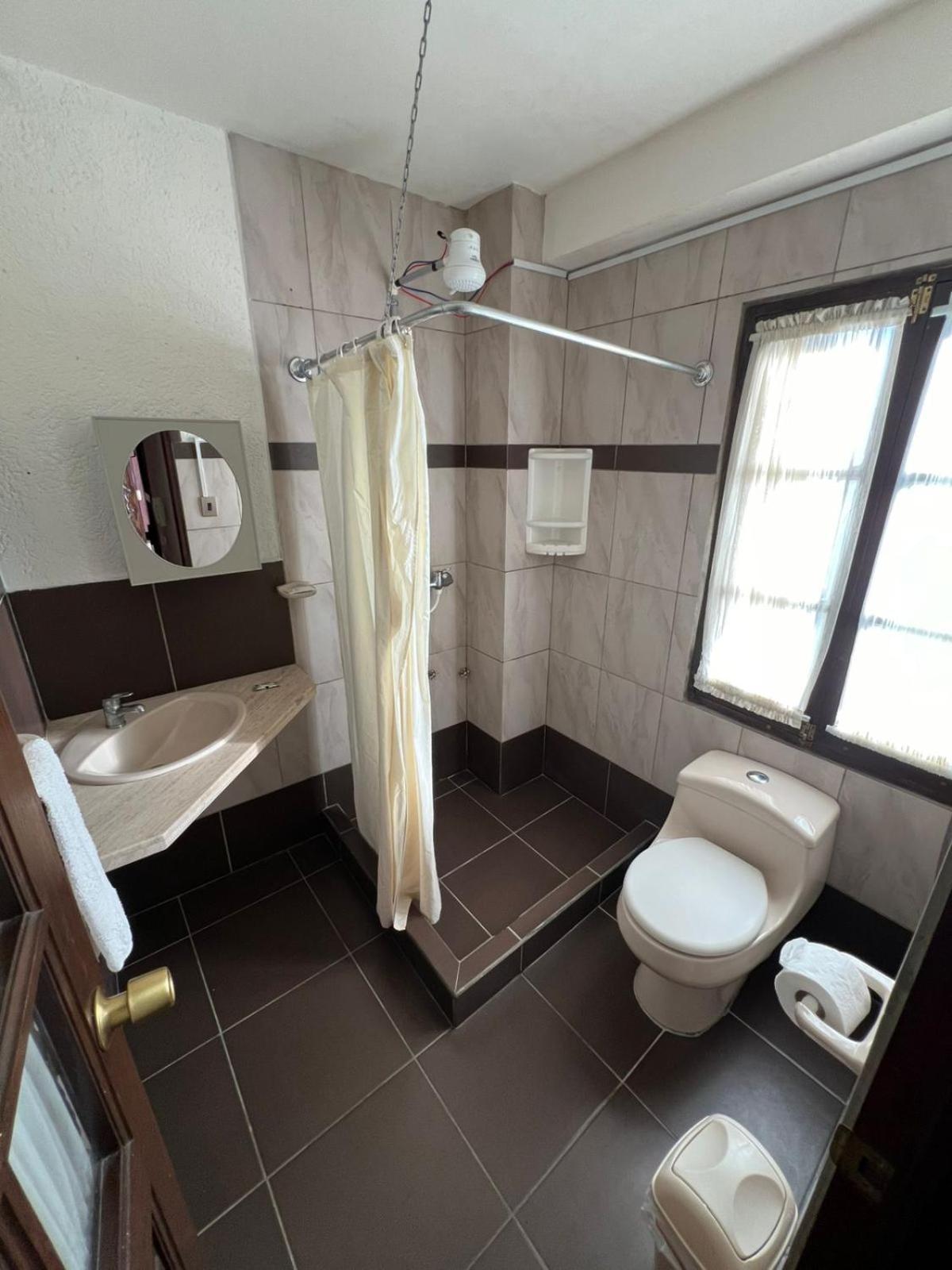 La Culta Centro Cultural Y Hostal Сукре Экстерьер фото