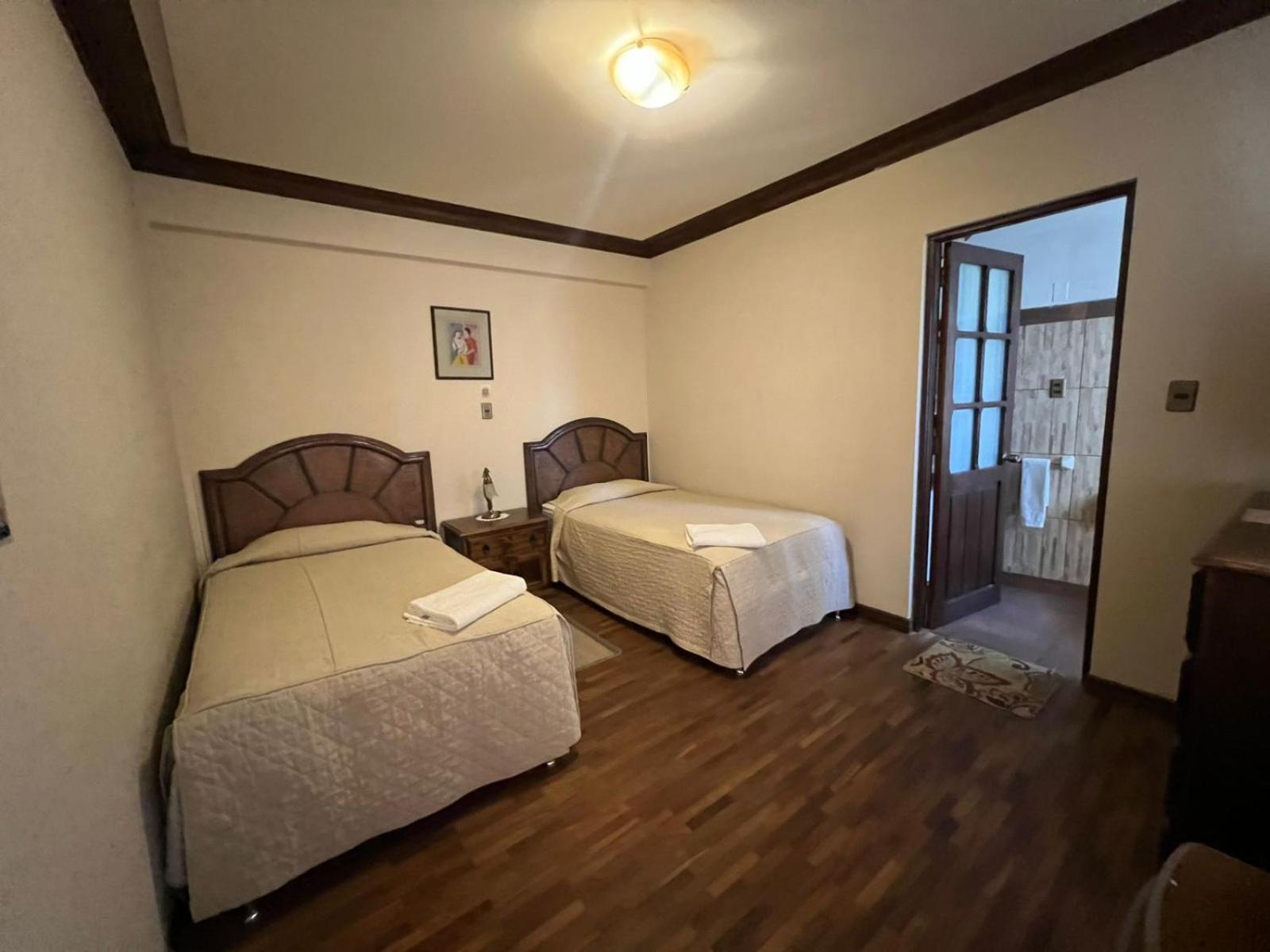 La Culta Centro Cultural Y Hostal Сукре Экстерьер фото