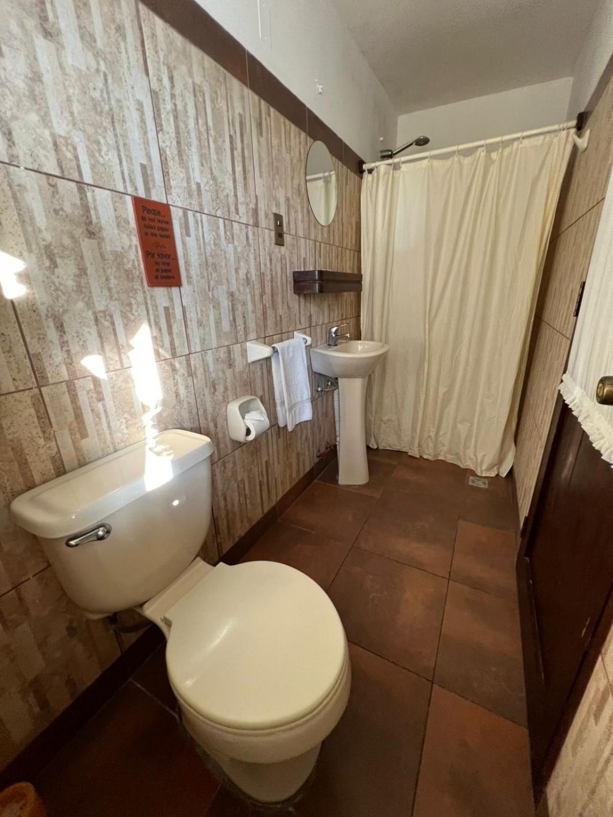 La Culta Centro Cultural Y Hostal Сукре Экстерьер фото